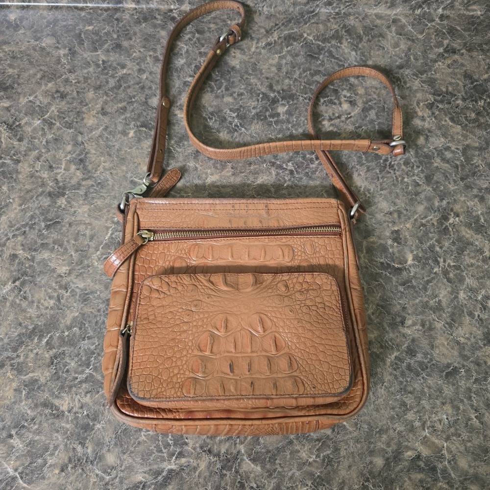 Brahmin Melbourne Croc Embossed Leather Crossbody Bag Brown Tan Adjustable Strap